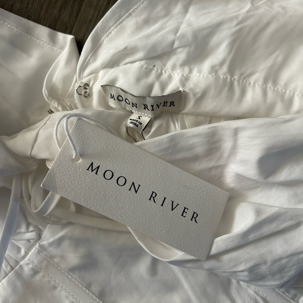 Moon River V Neck Corset Midi Dress - Picture 5 of 16
